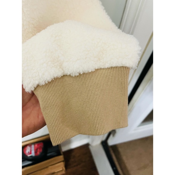 Fabletics Sherpa Pullover Sweater - Picture 6 of 6